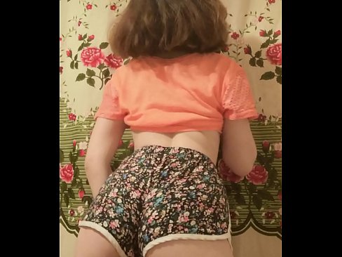 ❤️ Donec puer parvulus expolians bracae eius in camera at la.virtsextor.ru